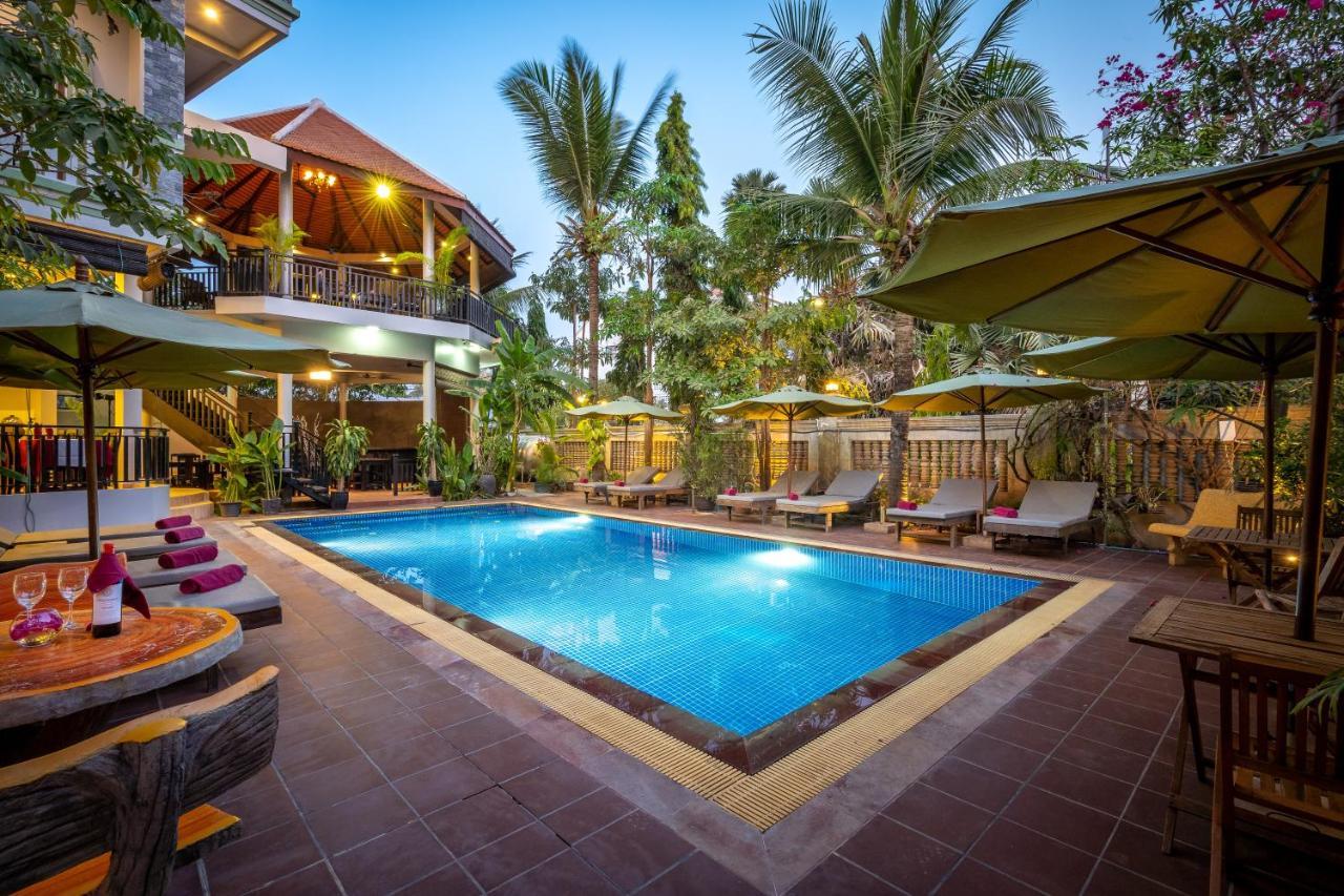 Reveal Angkor Hotel Siem Reap Exterior foto